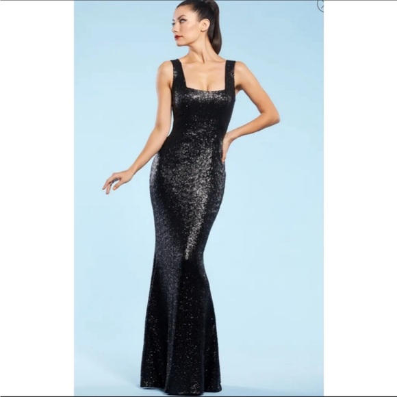 Dress the Population Raven Matte Black Sequins Gown - Picture 2 of 2